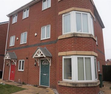 4 bedroom house to rent - Photo 3