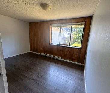 5615B Metral Drive - Photo 6