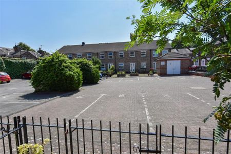 2 bedroom flat to rent - Photo 3