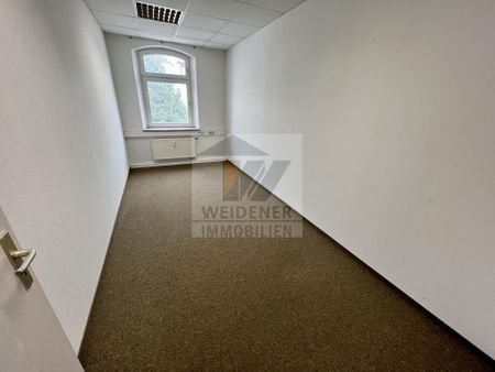 Gewerbe mit 4 Räumen, Archiv und WC! Großer Parkplatz direkt am Haus! - Photo 4