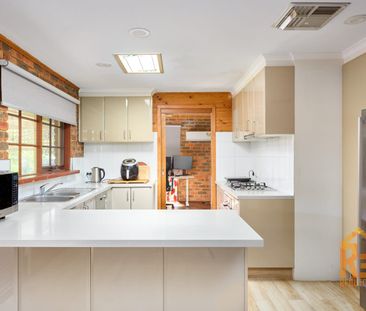 1 Gifford Close, Berwick, Vic 3806 - Photo 6