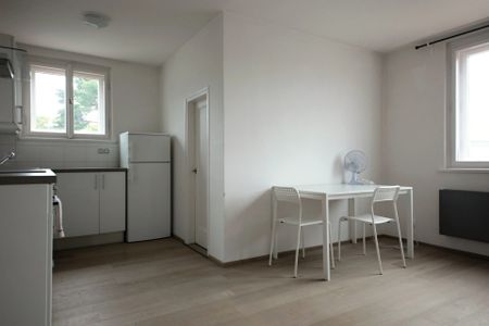 Apartment for rent, 2+kk - 1 bedroom, 48m - Photo 4