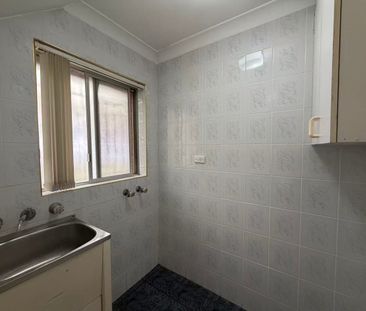 2 Bedrooms Townhouse for Rent - Photo 5