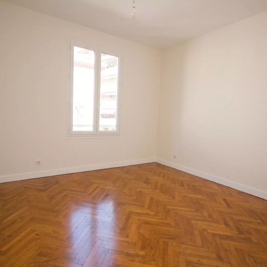 Location Appartement 4 pièces 97m² NICE 06000 - Photo 1
