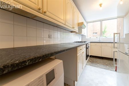 3 bedroom apartment to rent - Photo 2
