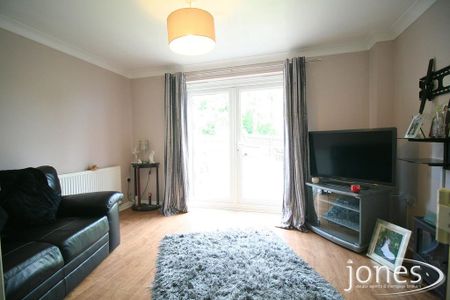 2 bedroom terraced house to rent - Photo 3