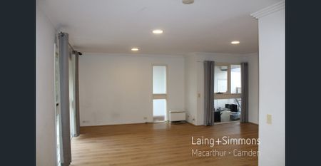 Large Family Home - Photo 3