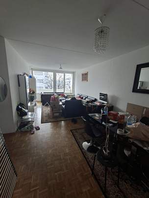 Bel appartement de 5 pièces situé au 2ème étage avec ascenseur. Cet appartement est d'une superficie de 71 m2. - Foto 1
