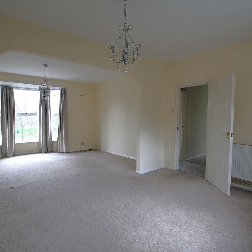 St. Georges Road, Great Yarmouth - Photo 1