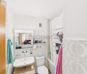 2.5 Zimmer, 62 m², 1. Stock - Photo 4