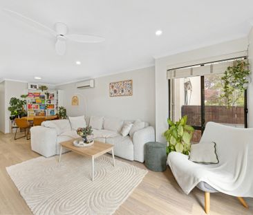 Stylish Ground Floor Apartment In The Heart Of Braddon - Photo 2