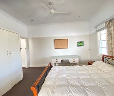 Low Maintenance Unit - Central To Town - Photo 1