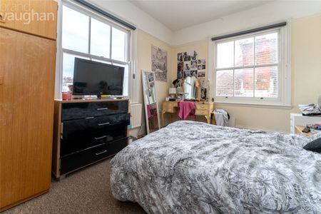 6 bedroom semi-detached house to rent - Photo 4