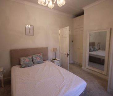 2 bedroom end of terrace house to rent - Photo 4