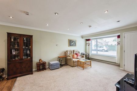 Castle Close, Brandon, Weeting - Photo 3