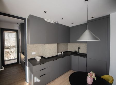 Studio de lux ultramodern centrul Constanței termen lung - Photo 4