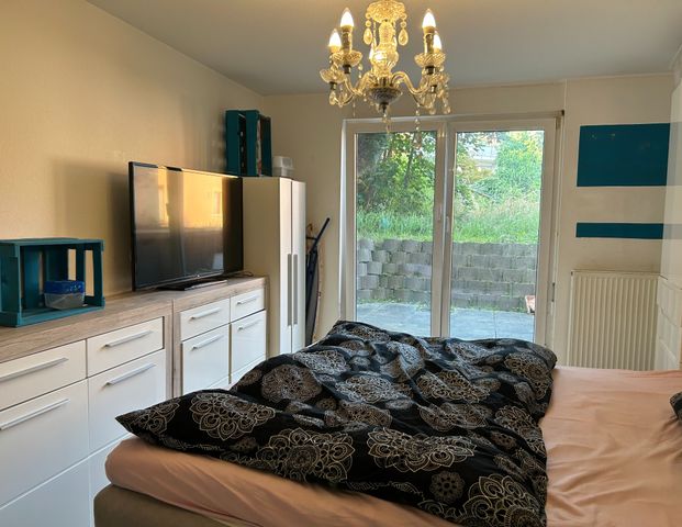 Schöne 2-Zimmer-Wohnung mit Terrasse im Herzen von Eutingen! - Foto 1