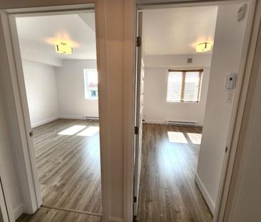 NOUVELLEMENT DISPONIBLE / Appartement ** 4 ½ ** - Photo 1