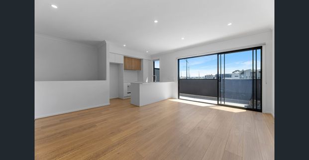 Your brand new home is waiting for you to rent! - Photo 1