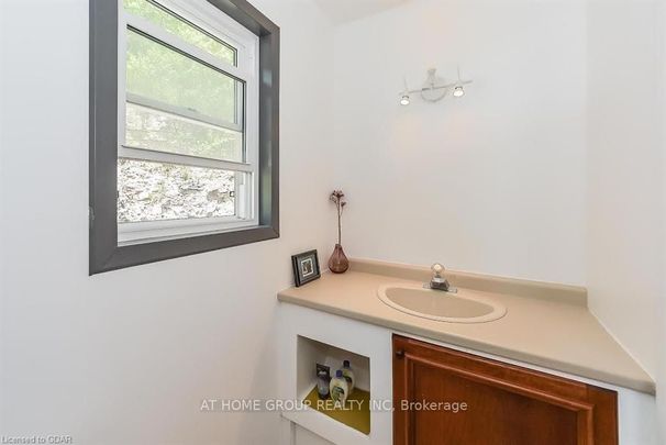 For Lease - 808 York Road, Guelph, Ontario - Photo 1