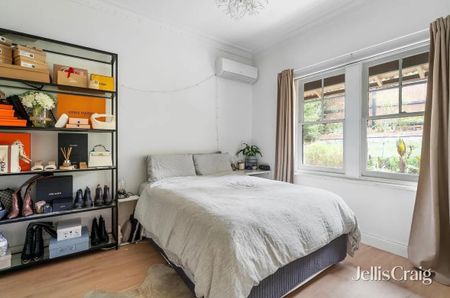 Greensborough - Photo 5