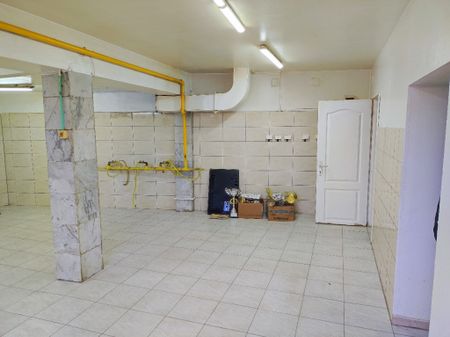 Inchiriez casa la curte zona Delfinului-Pantelimon - Photo 2