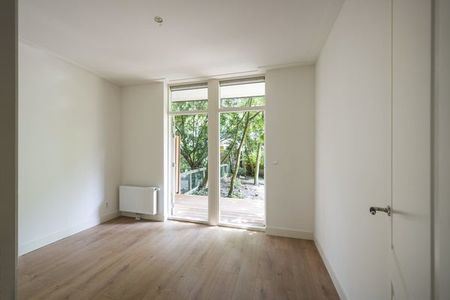 Te huur: Appartement Van Spilbergenstraat 100 H in Amsterdam - Photo 2