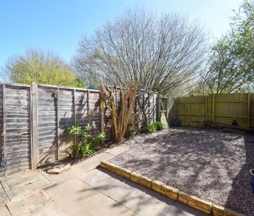 2 bedroom terraced house to rent - Photo 4