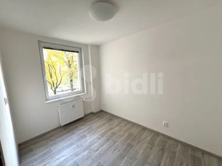 Pronájem bytu 3+1 v České Budějovice, Pražské Předměstí - Photo 4