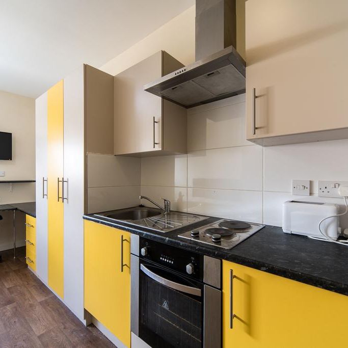 Studio to rent - Photo 1