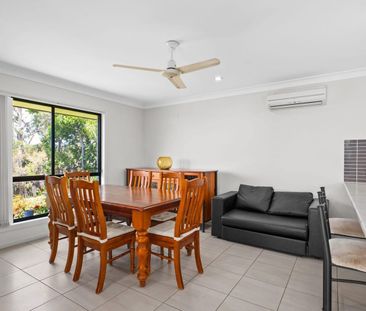 Spacious 4-Bedroom Family Home in a Private, Convenient Location - Photo 5