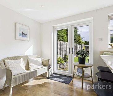 Pensclose, Witney, Oxfordshire, OX28 - Photo 6