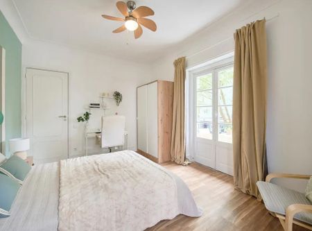 Avenida de Roma, Lisbon, Lisbon 1000-195 - Photo 3