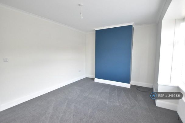 2 bedroom semi-detached house to rent - Photo 1