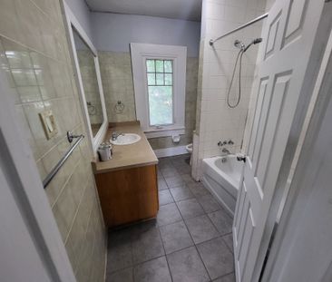 For Lease - 9 Proctor Boulevard Unit# 2, Hamilton, Ontario - Photo 5