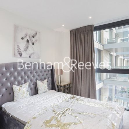 2 Bedroom flat to rent in Neroli House, Piazza Walk, E1 - Photo 1