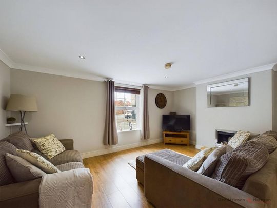 2 bedroom terraced house to rent - Photo 1