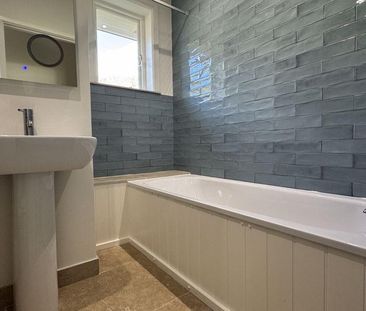 3 bedroom detached bungalow to rent - Photo 5