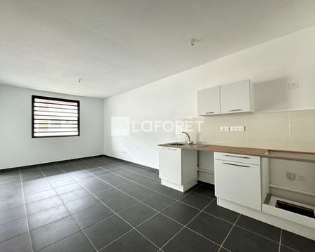 Apartment - Photo 2