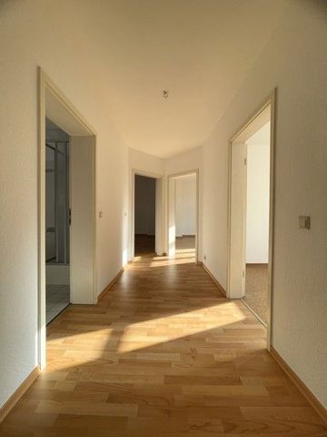 Großzügige 3-Raum-Wohnung im Herzen der Kulturstadt! - Foto 2