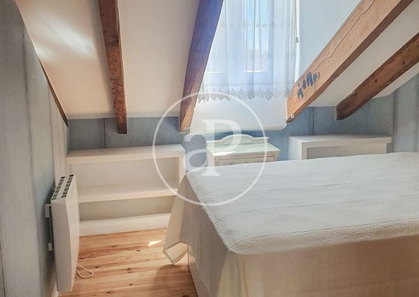 Penthouse for rent in Ayala