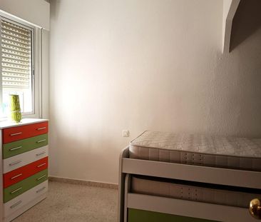 Piso de alquiler en Pino Montano - Consolación - Photo 3