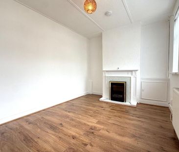 194 Joanmount Gardens, Belfast, BT14 6PA - Photo 1