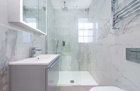 1 Bed Flat, Midholm Close, NW11 - Photo 5