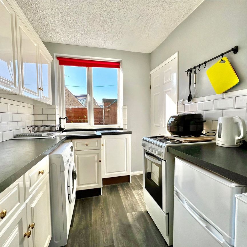 2 bedroom house to rent - Photo 1