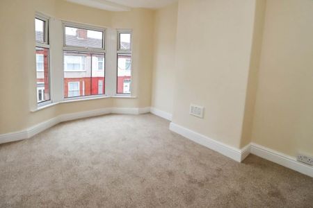 3 Bed Terraced House, Salisbury Drive, CH62 - Photo 4