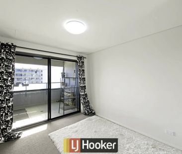 Modern Living in Prime Harrison Location - Photo 4