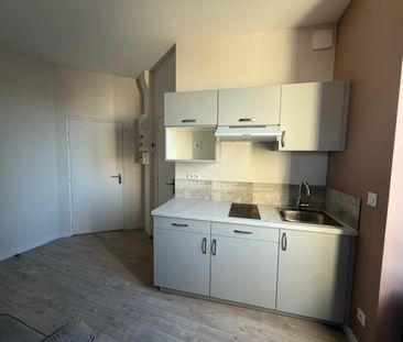 Location Appartement 2 pièces 31m² VICHY 03200 - Photo 2