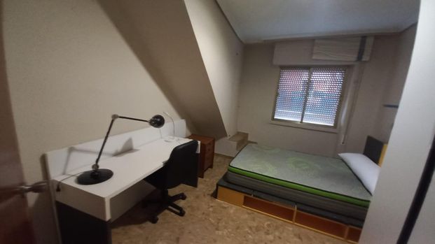 VIVIENDA PARA ESTUDIANTES - Photo 1