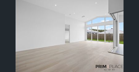 Modern Family Living in Spring Mountain - Photo 3